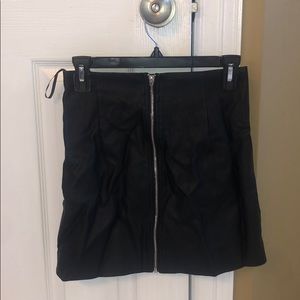 Faux leather mini skirt with silver zipper